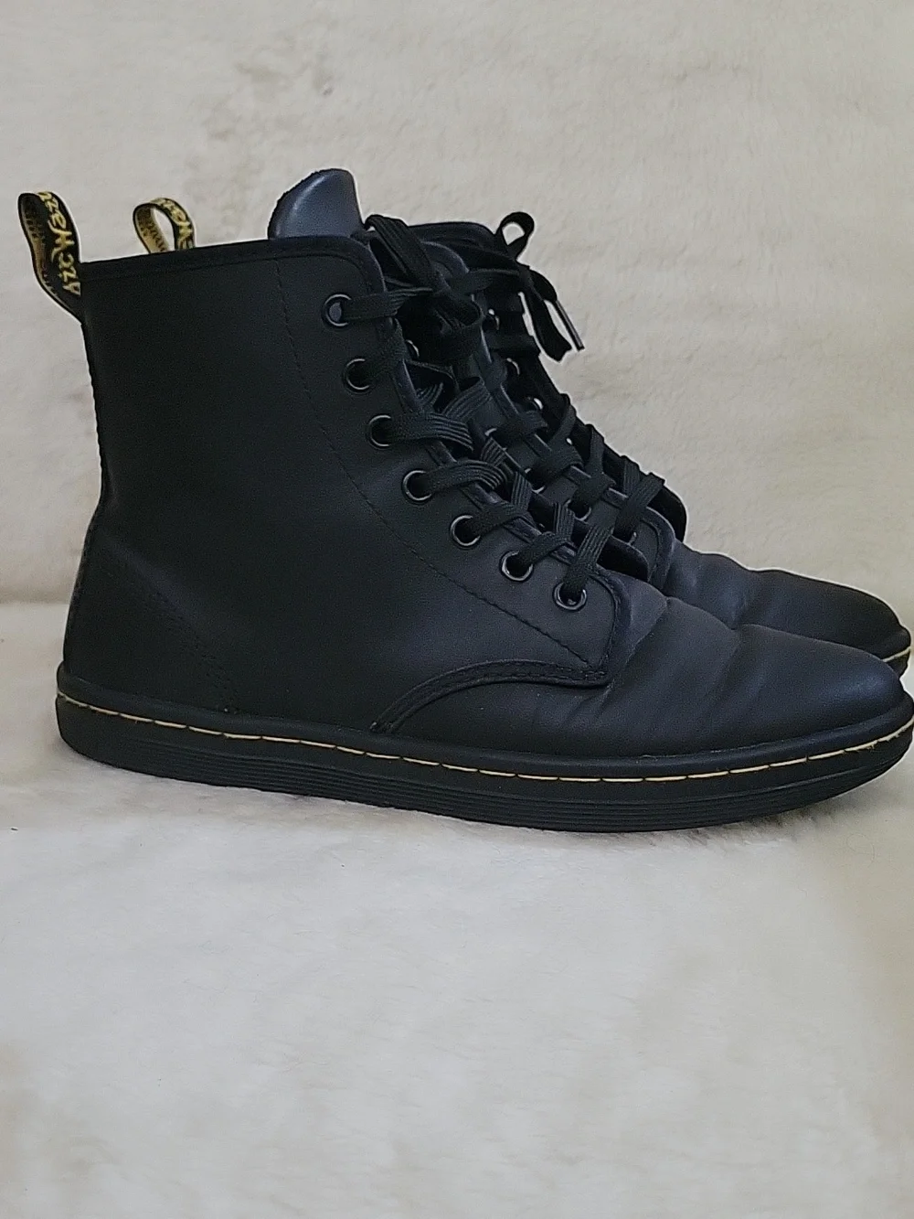 DR MARTENS Shoreditch Greasy Women's Combat Boots. Size 7 L. Black Boots. - Picture 4 of 16
